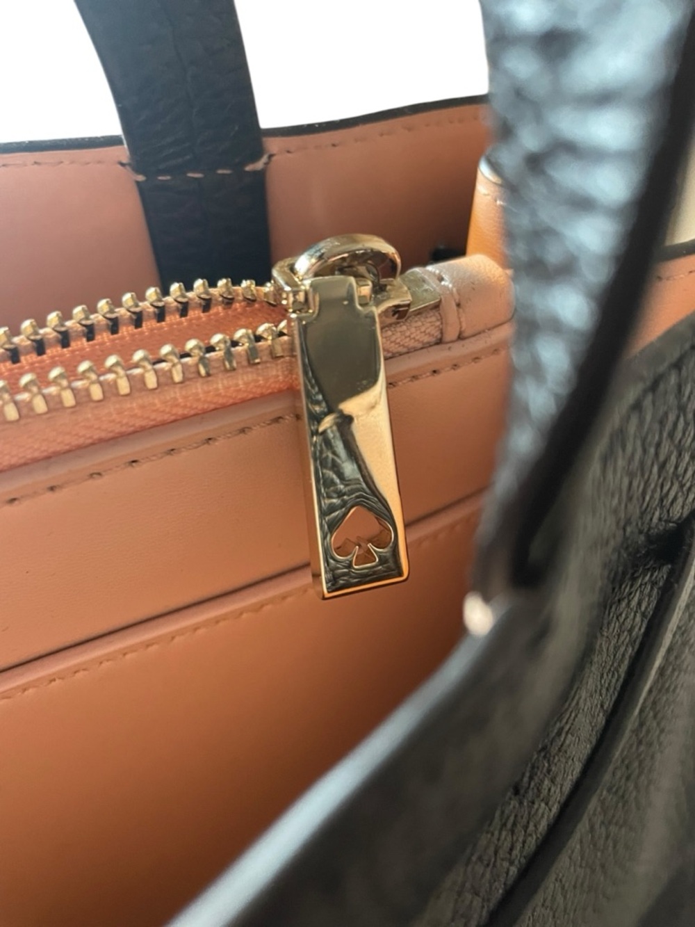 Kate Spade New York Hayes Street Isobel Small Black Leather Satchel - Picture 8 of 9